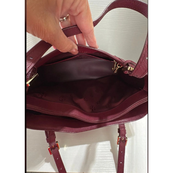 Tory Burch Burgundy Saffiano Leather Emerson Tote Bag w/Gold Tone Hardware - Picture 7 of 11